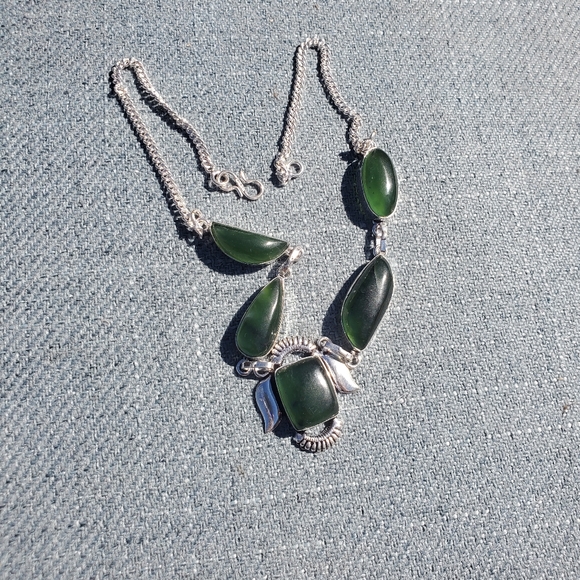 New Nephrite Canadian Jade 925 Silver Necklace. - Picture 2 of 15